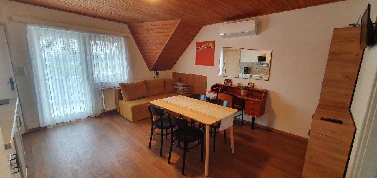 Forrest Apartman Денешдиаш Экстерьер фото